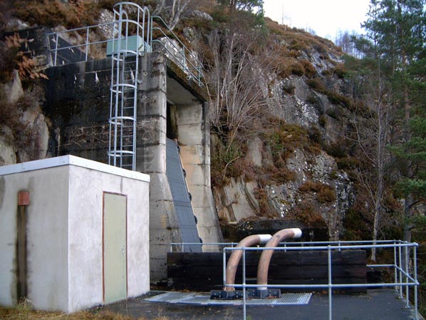 Mullardoch tunnel: Benevean outfall